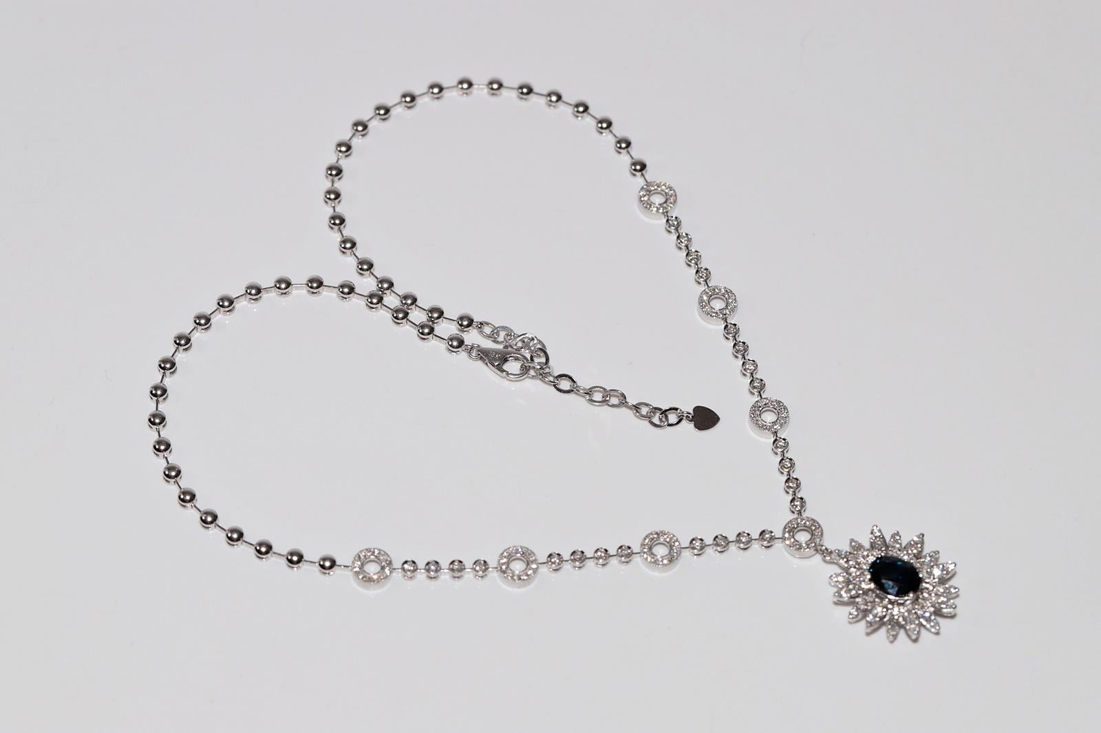 18k White Gold Natural Diamond And Sapphire Decorated Necklace For Sale 5