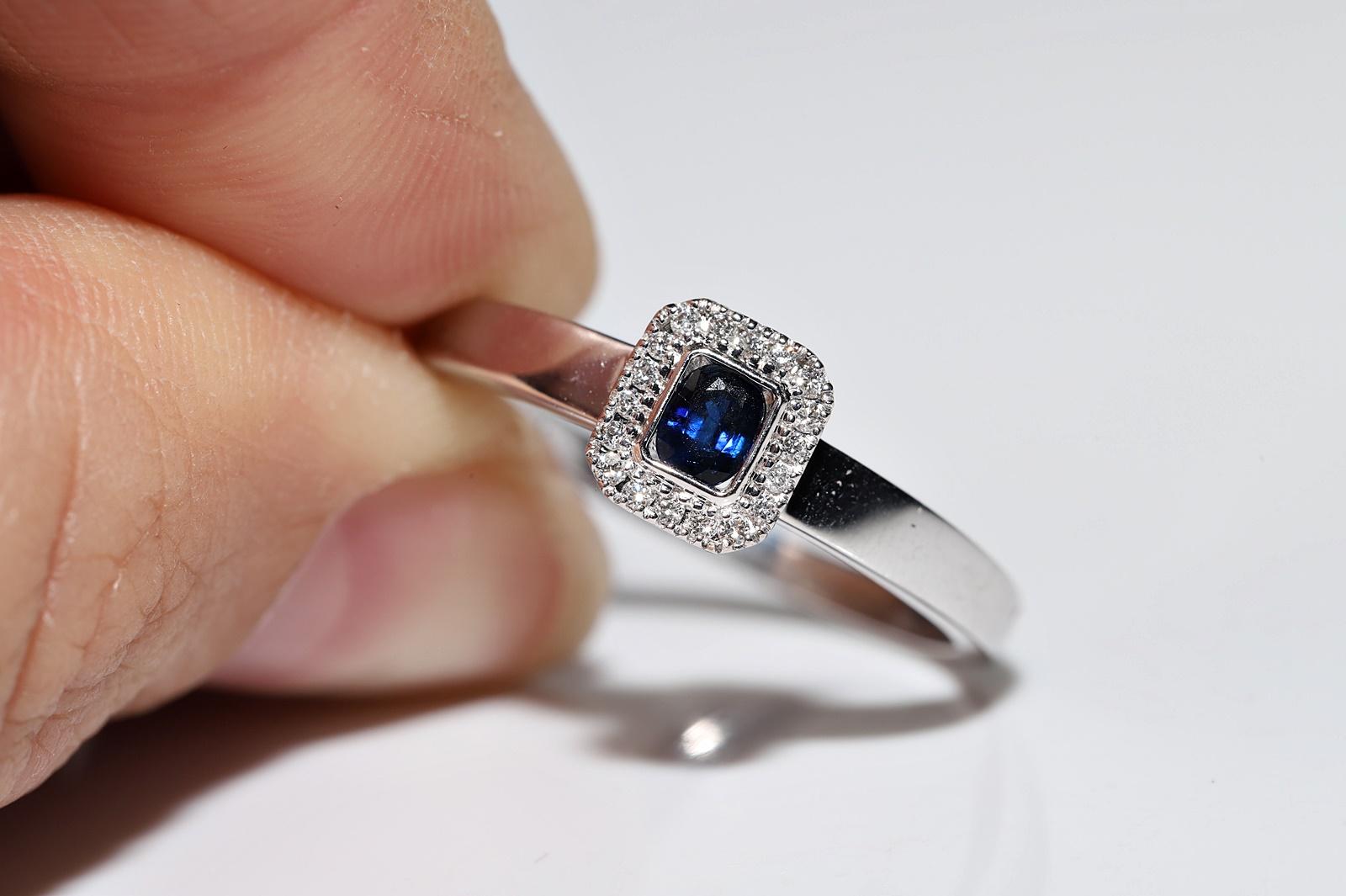 18 Karat Weißgold Dekorierter Ring mit natürlichem Diamant und Saphir im Angebot 9