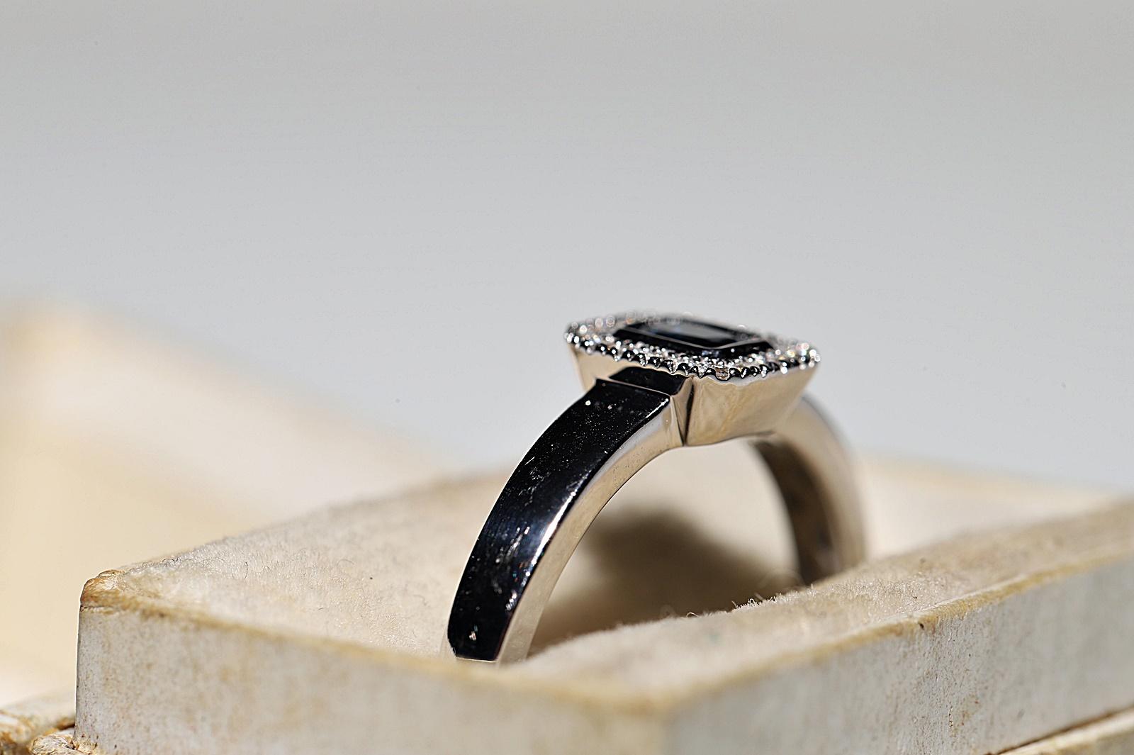18 Karat Weißgold Dekorierter Ring mit natürlichem Diamant und Saphir Damen im Angebot