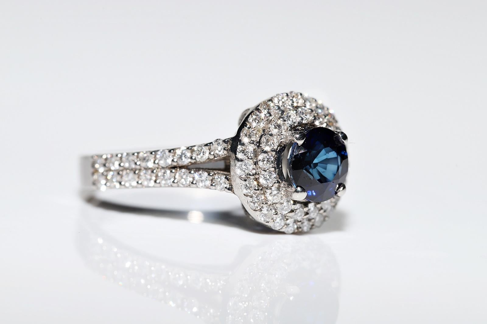 18k White Gold Natural Diamond And Sapphire Decorated Ring im Angebot 2