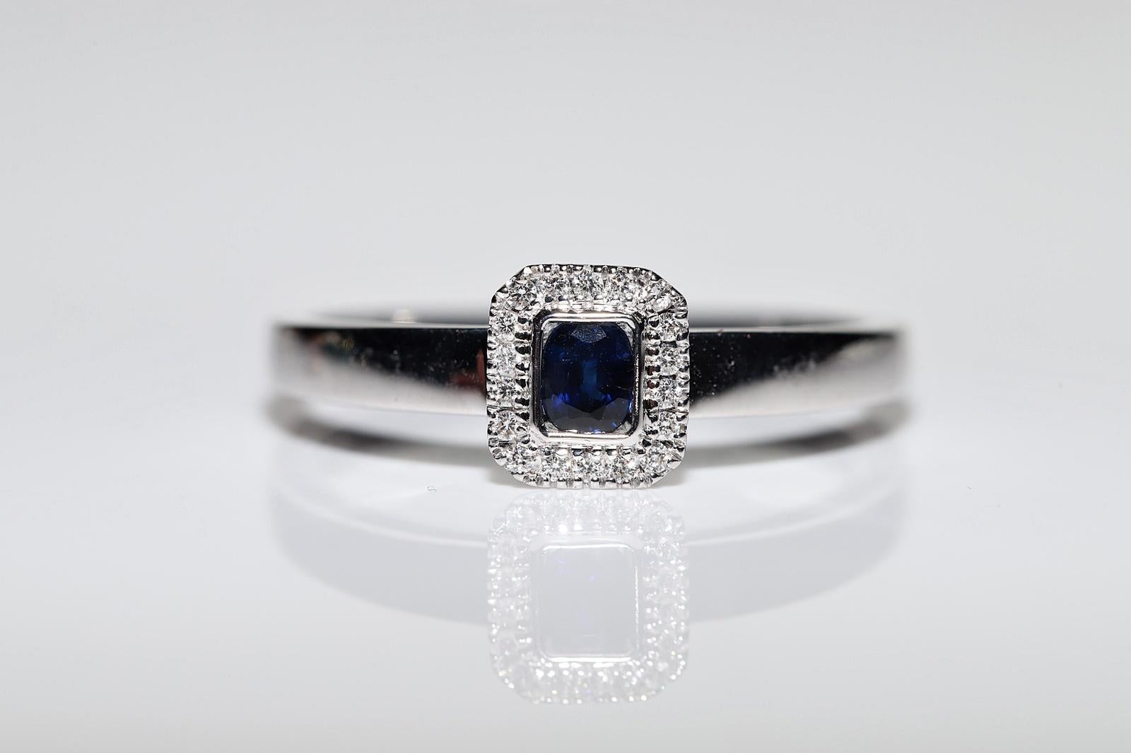 18 Karat Weißgold Dekorierter Ring mit natürlichem Diamant und Saphir im Angebot 2