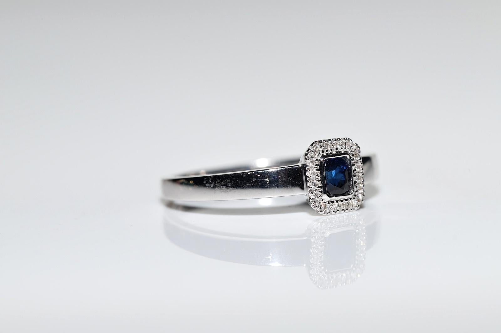 18 Karat Weißgold Dekorierter Ring mit natürlichem Diamant und Saphir im Angebot 3