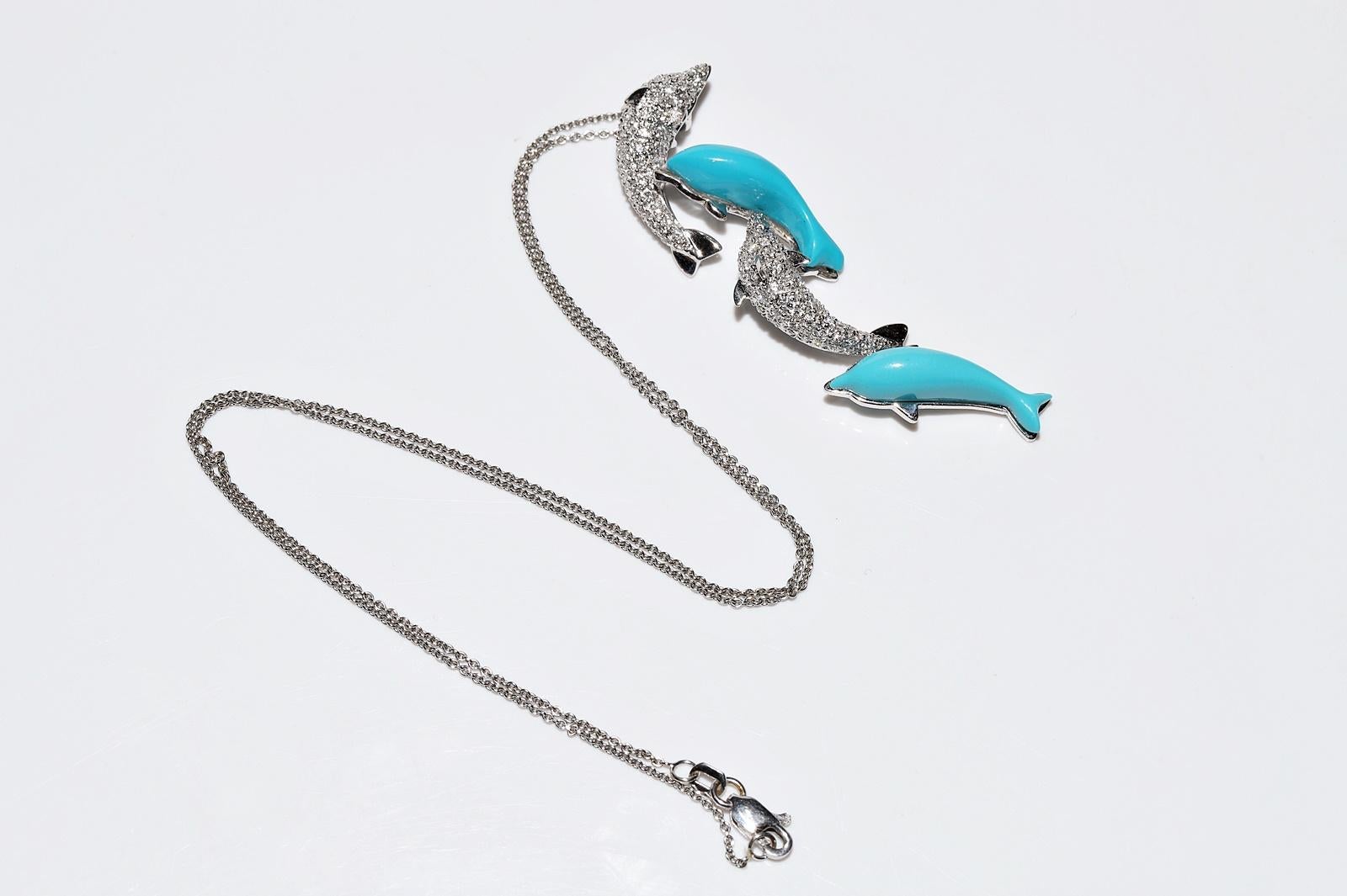 18k White Gold Natural Diamond And Turquoise Decorated Dolphin Pendant Necklace For Sale 6