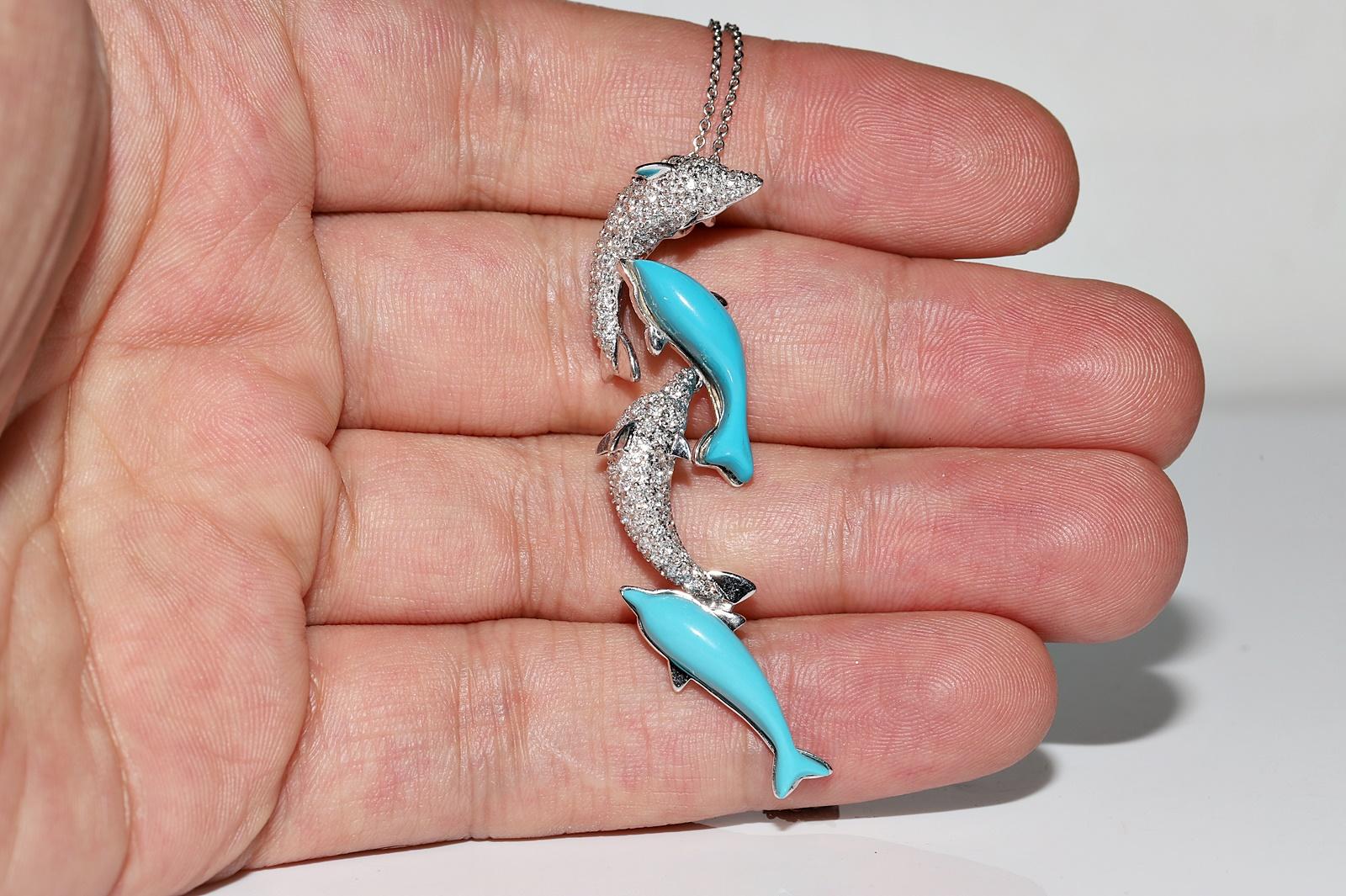 18k White Gold Natural Diamond And Turquoise Decorated Dolphin Pendant Necklace For Sale 1