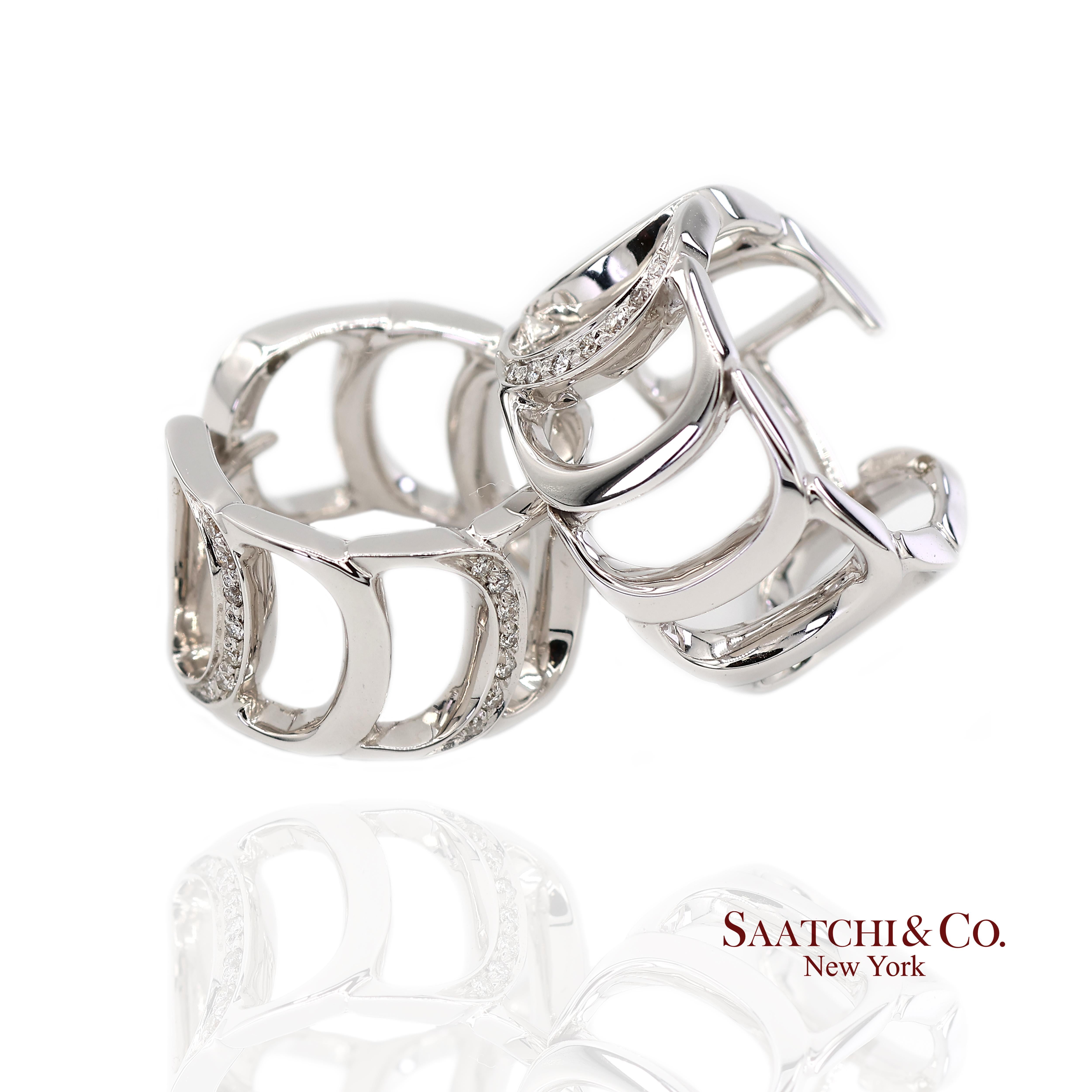Boucles d'oreilles Damiani en or blanc 18 carats avec diamant naturel authentique en vente 3