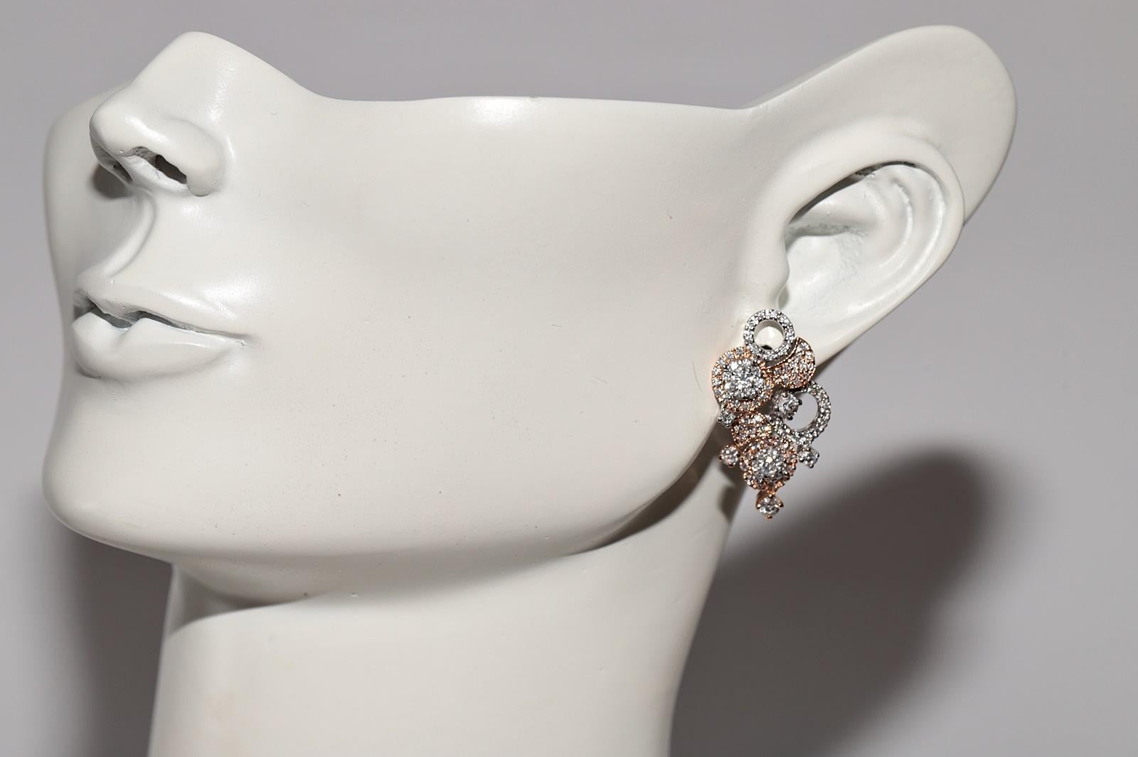 Orecchino a goccia decorato con diamanti naturali in oro bianco 18k in vendita 7