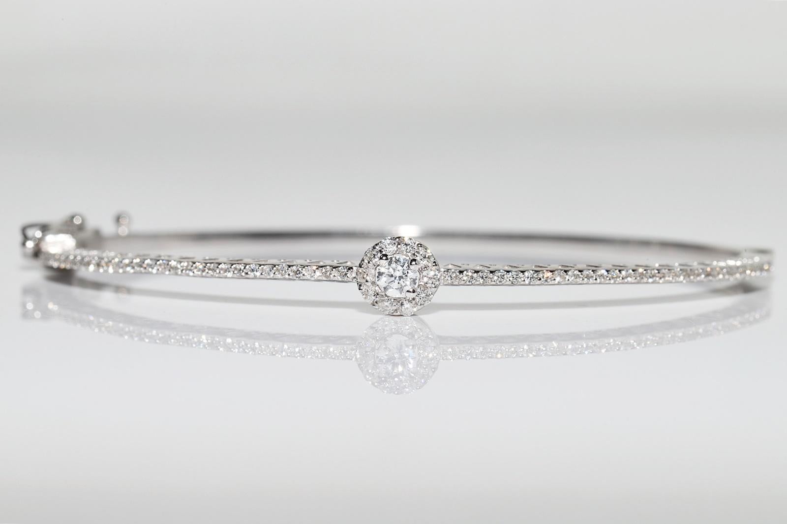 18k White  Gold Natural Diamond Decorated Bangle Bracelet For Sale 1