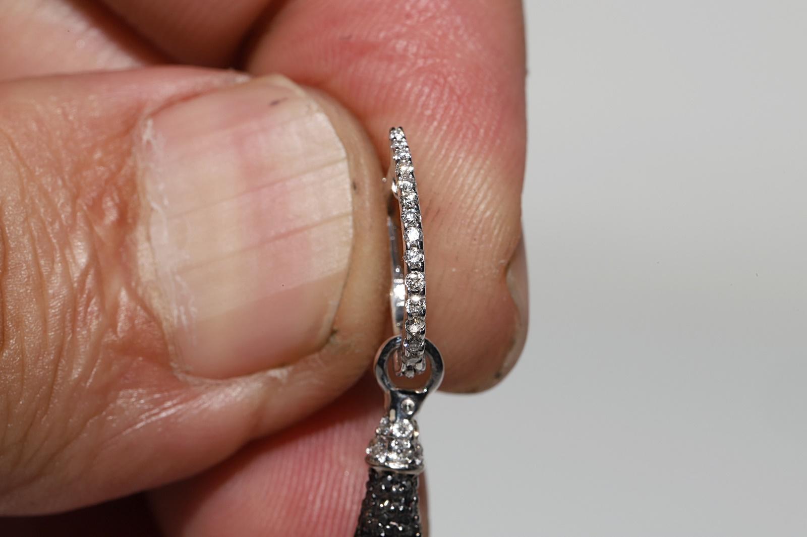 18k White Gold Natural Diamond Decorated Drop Earring For Sale 5