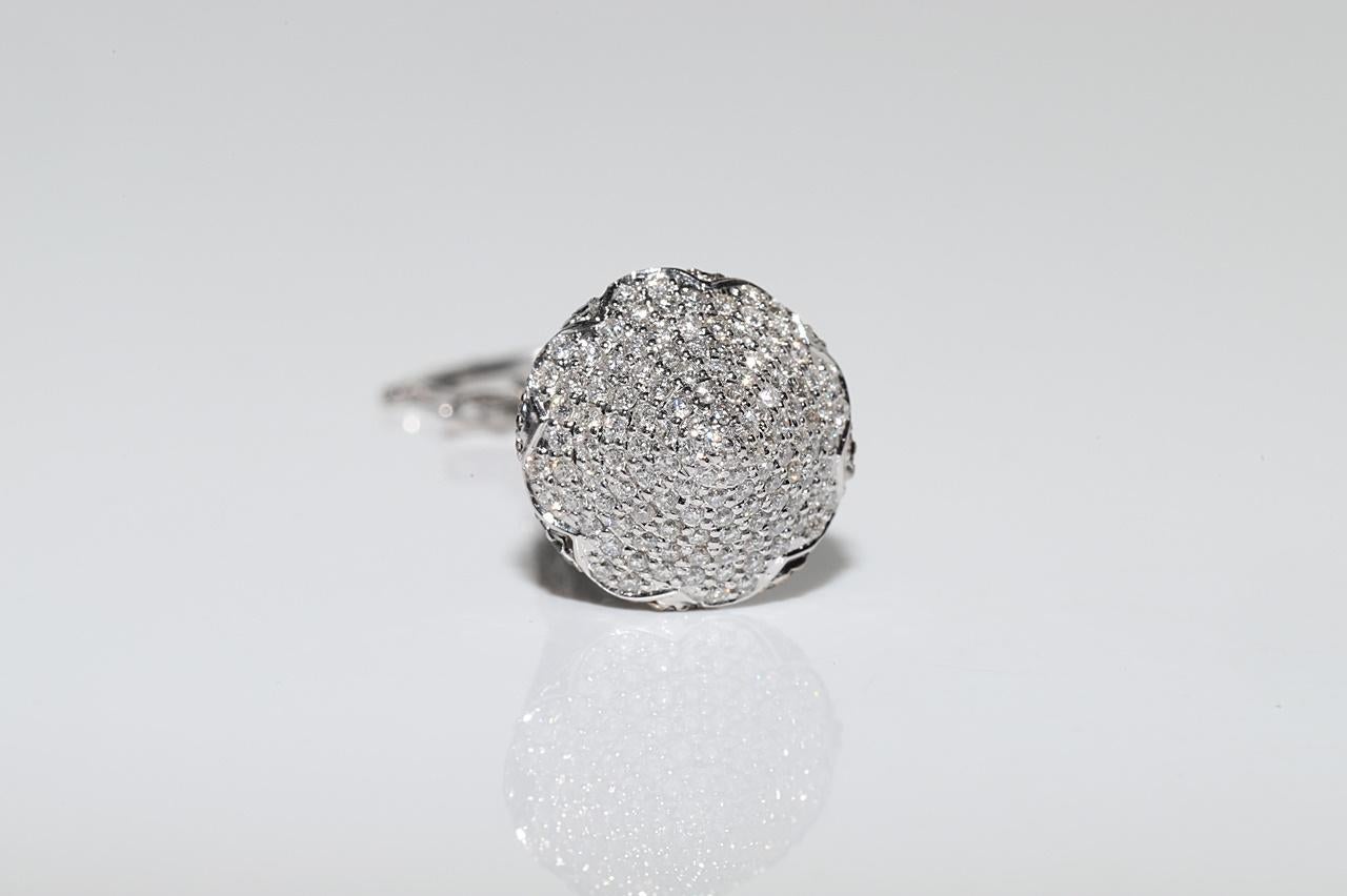 18k White Gold Natural Diamond Decorated Drop Earring For Sale 9