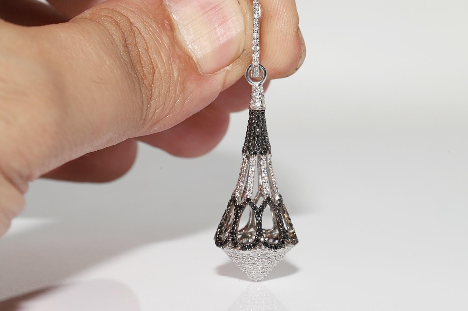 18k White Gold Natural Diamond Decorated Drop Earring In Good Condition For Sale In Fatih/İstanbul, 34