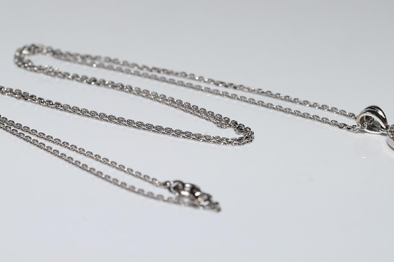 Collana con ciondolo a forma di chiave decorata con diamanti naturali in oro bianco 18 carati in vendita 10