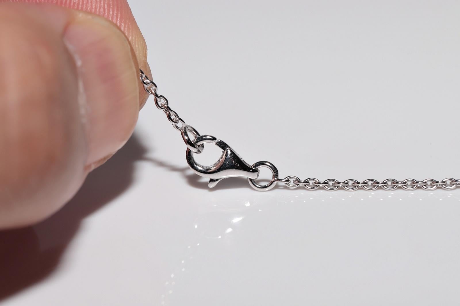 Collier décoré de diamants naturels en or blanc 18k en vente 3