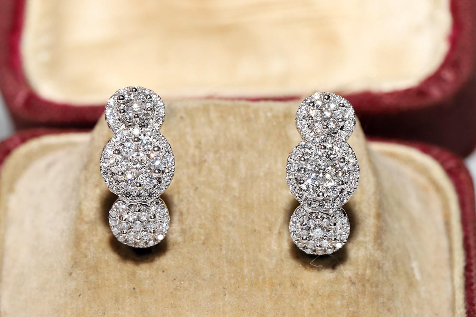 In sehr gutem Zustand.
Das Gesamtgewicht beträgt 4.4 Gramm.
Insgesamt ist Diamant 1,35 Karat.
Der Diamant ist G-H Farbe und vvs-vs Klarheit.
Die Box ist nicht enthalten.
Bitte kontaktieren Sie uns bei Fragen.