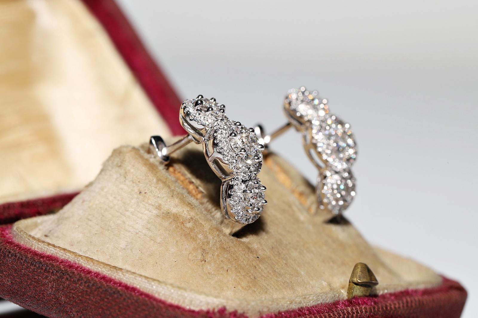 Retro 18k White  Gold Natural Diamond Decorated Pretty Earring For Sale