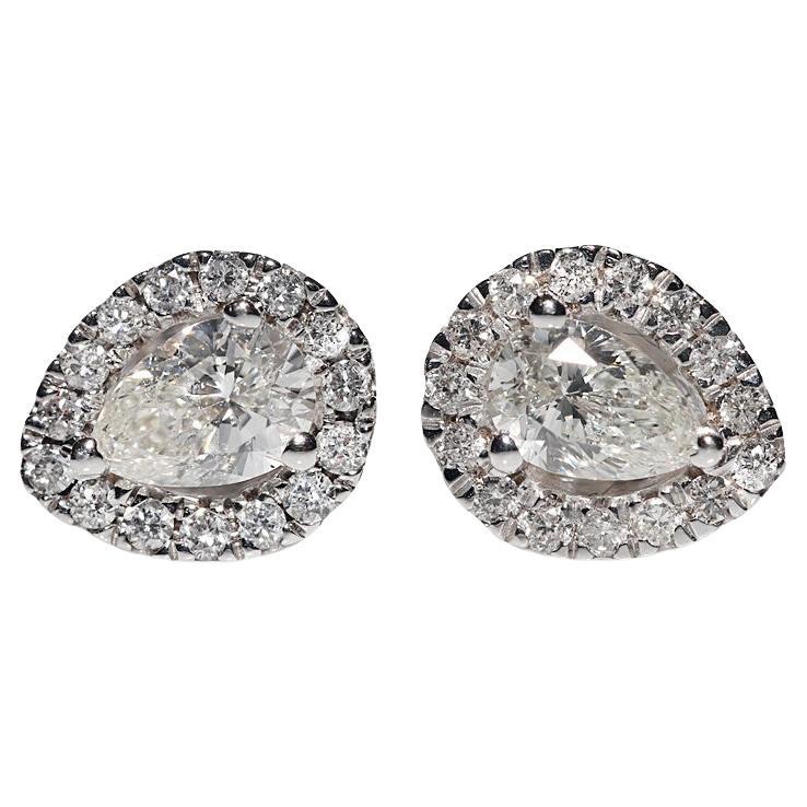 18k White Gold Natural Diamond Decorated Pretty Earring For Sale