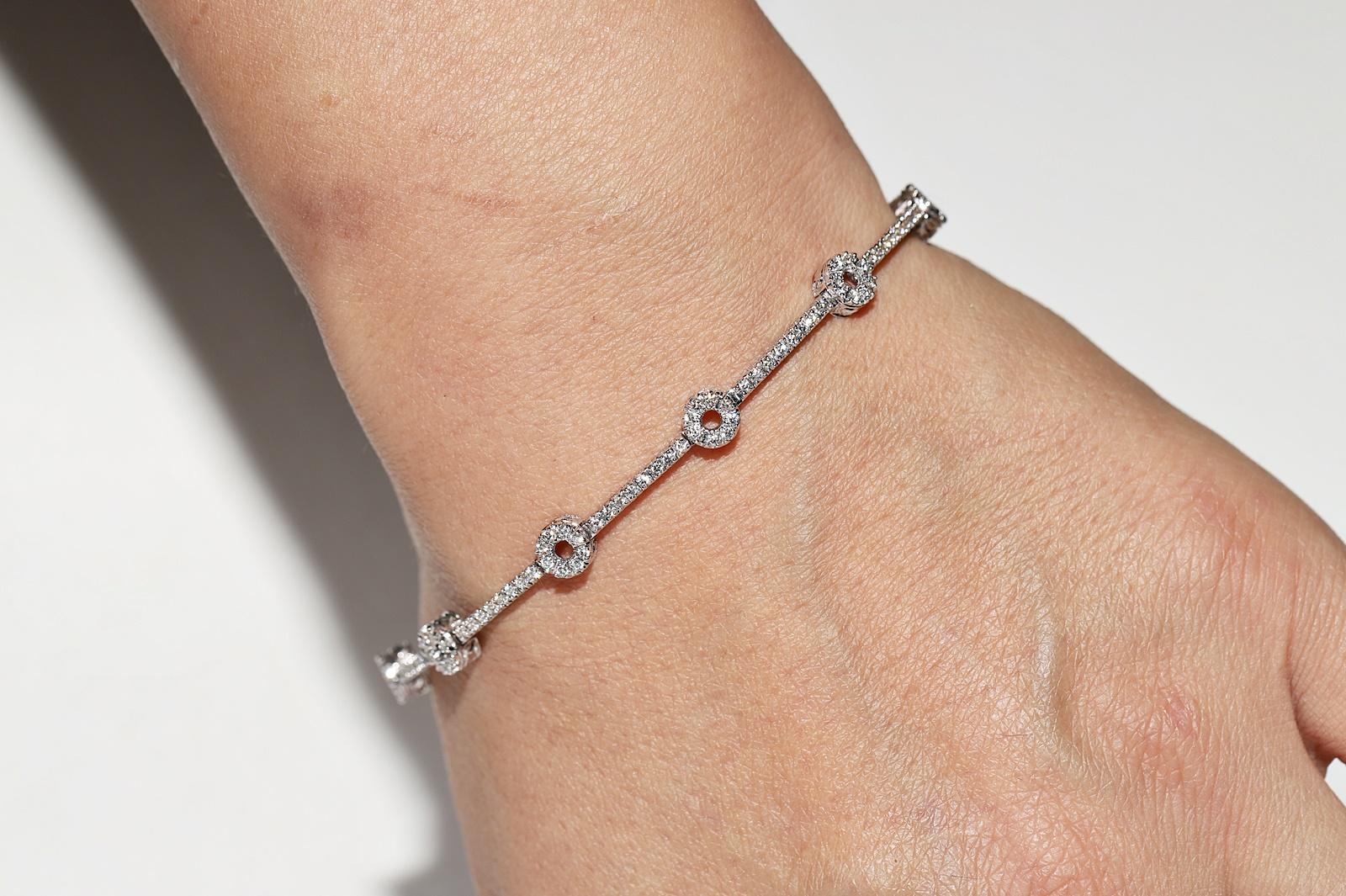 18 Karat Weißgold Dekoriertes Tennisarmband mit natürlichen Diamanten im Angebot 13