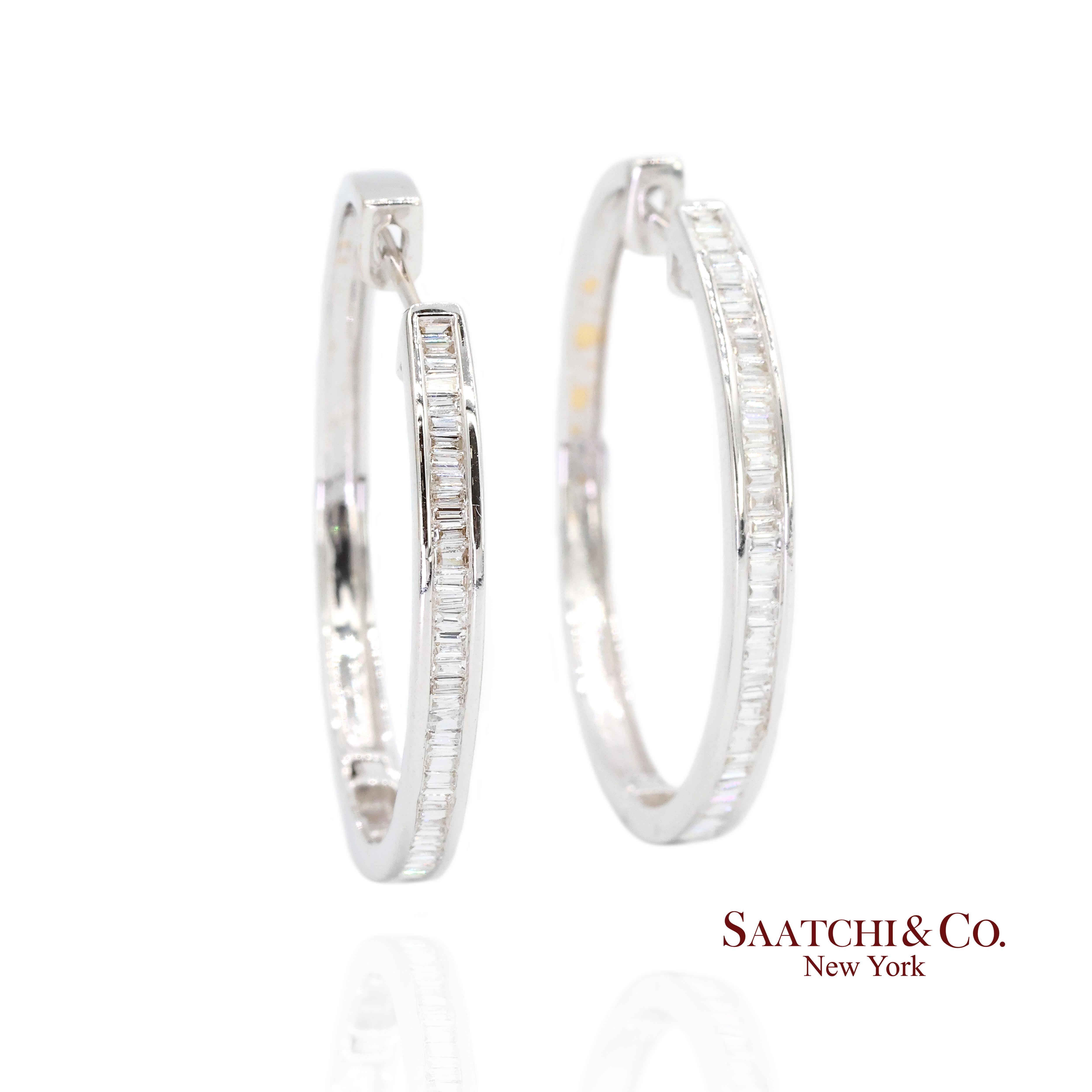 18k White Gold Diamond Hoop Earrings
Metal Type: 18k White Gold
Total Item Weight: 5.7 Grams
Dimensions: Length 28.15 mm / Width 29.5 mm / Height 2.72 mm
Sizable: No
1:
Primary Stone: Diamond
Total Carat Weight: 2.0 Ct (130 Pcs)
Diamond Clarity