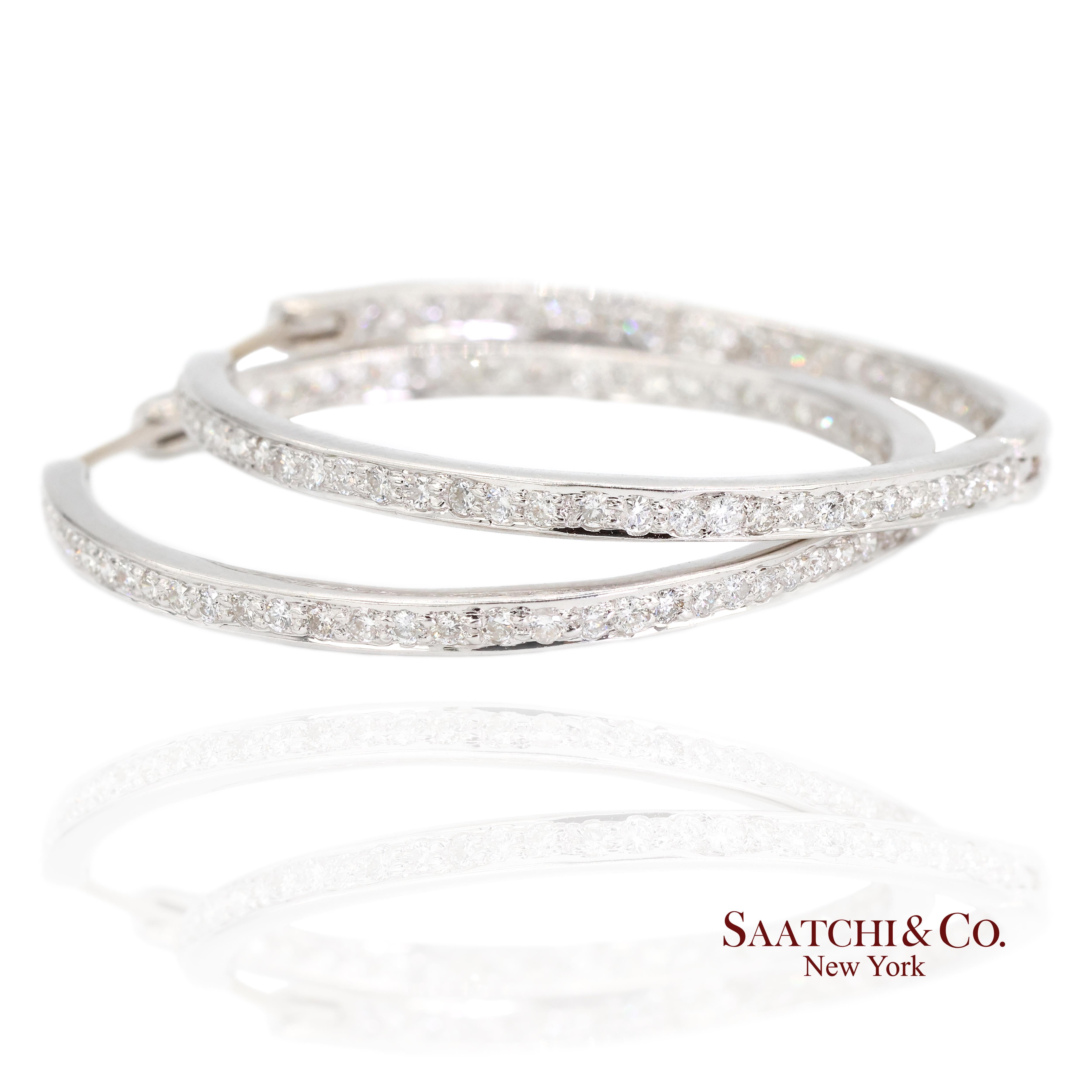 18K White Gold Natural Diamond Hoop Earrings In and Out Diamond In Excellent Condition For Sale In New York, NY