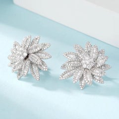 18K White Gold Natural Diamond Maple Leaf Stud Earrings
