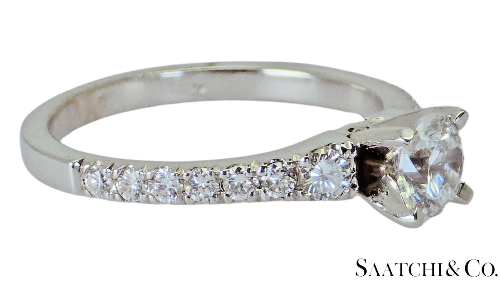 18K Weißgold - Natürlicher Diamant Solitär Ring Verlobung/Jahrestag/Hochzeit für Damen oder Herren im Angebot