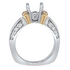 18 Karat White Gold Natural Fancy Pink and White Diamond Ring