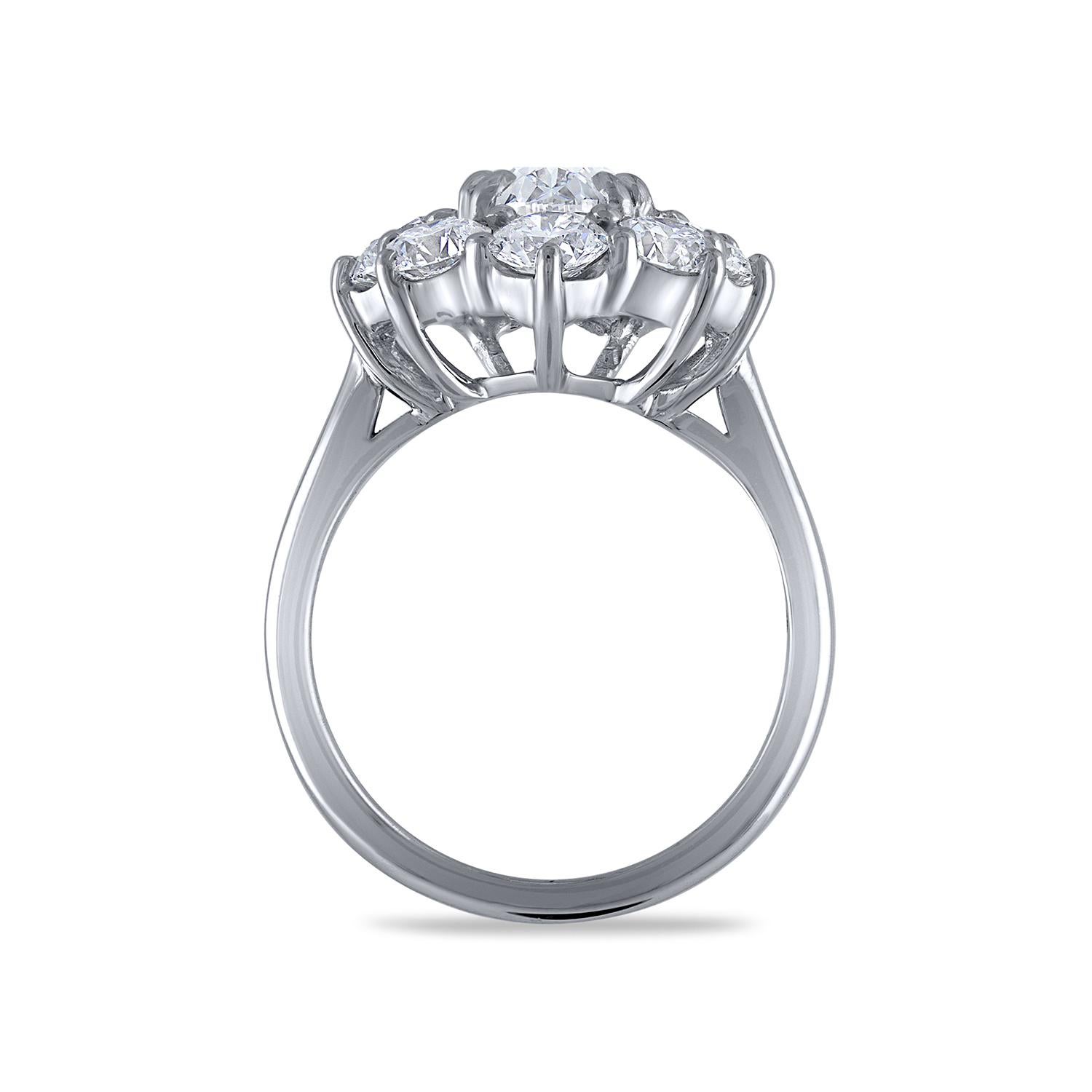 Natural Flawless Brilliant Diamond Halo Ring In New Condition In Boca Raton, FL