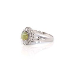 18 Karat Weißgold Natürlicher grüner Chrysoberyll Katzenauge-Ring mit Diamant