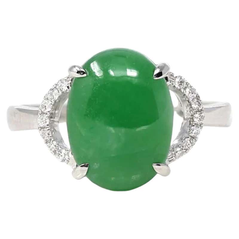 18k White Gold Imperial Green Jadeite Jade Ring with Diamonds For Sale ...