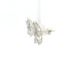 18K White Gold Natural Round & Baguette Diamond Flower Earrings