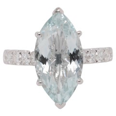 White Gold Natural Diamond and Aquamarine Ring