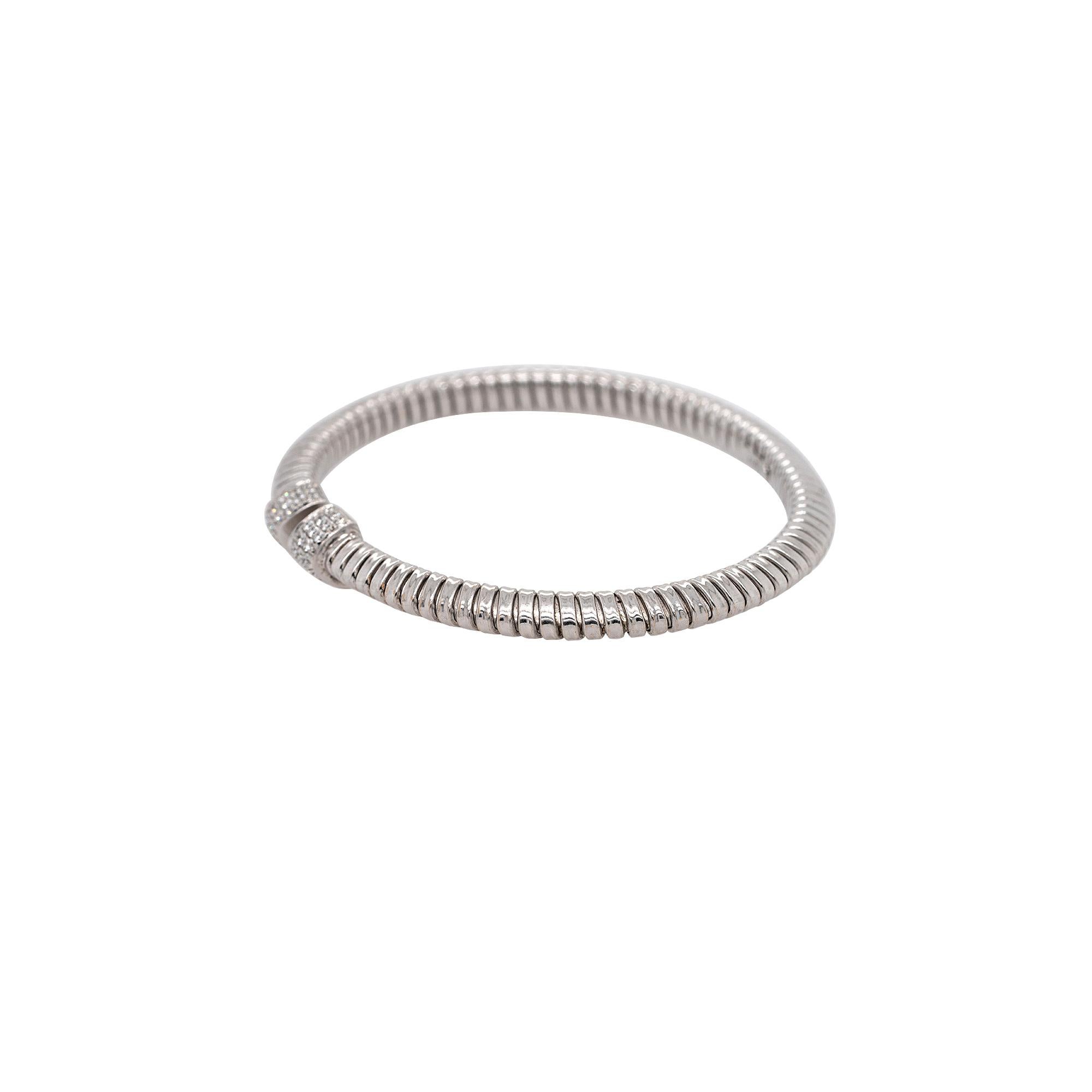 18k White Gold Natural Round Brilliant Ribbed Diamond Bangle For Sale 2