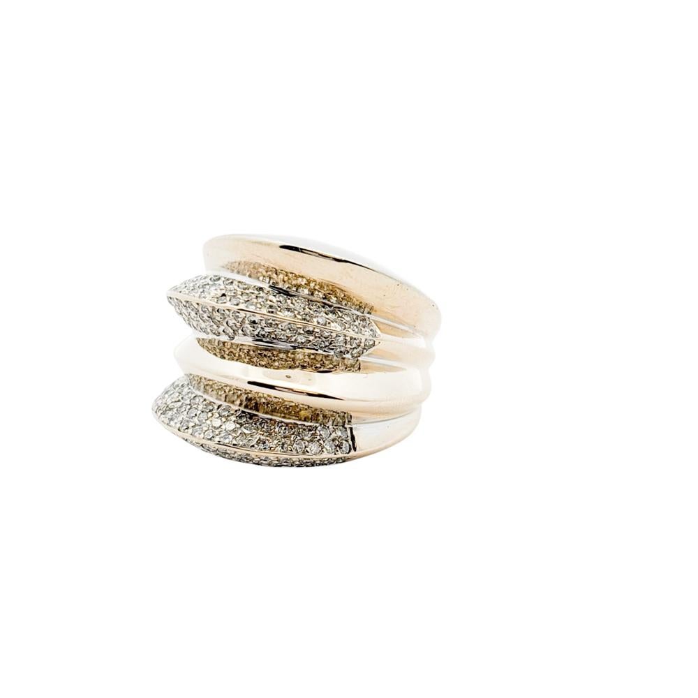 18k White Gold Natural Round Diamond Pave Wide Free Form Ring in vendita 1