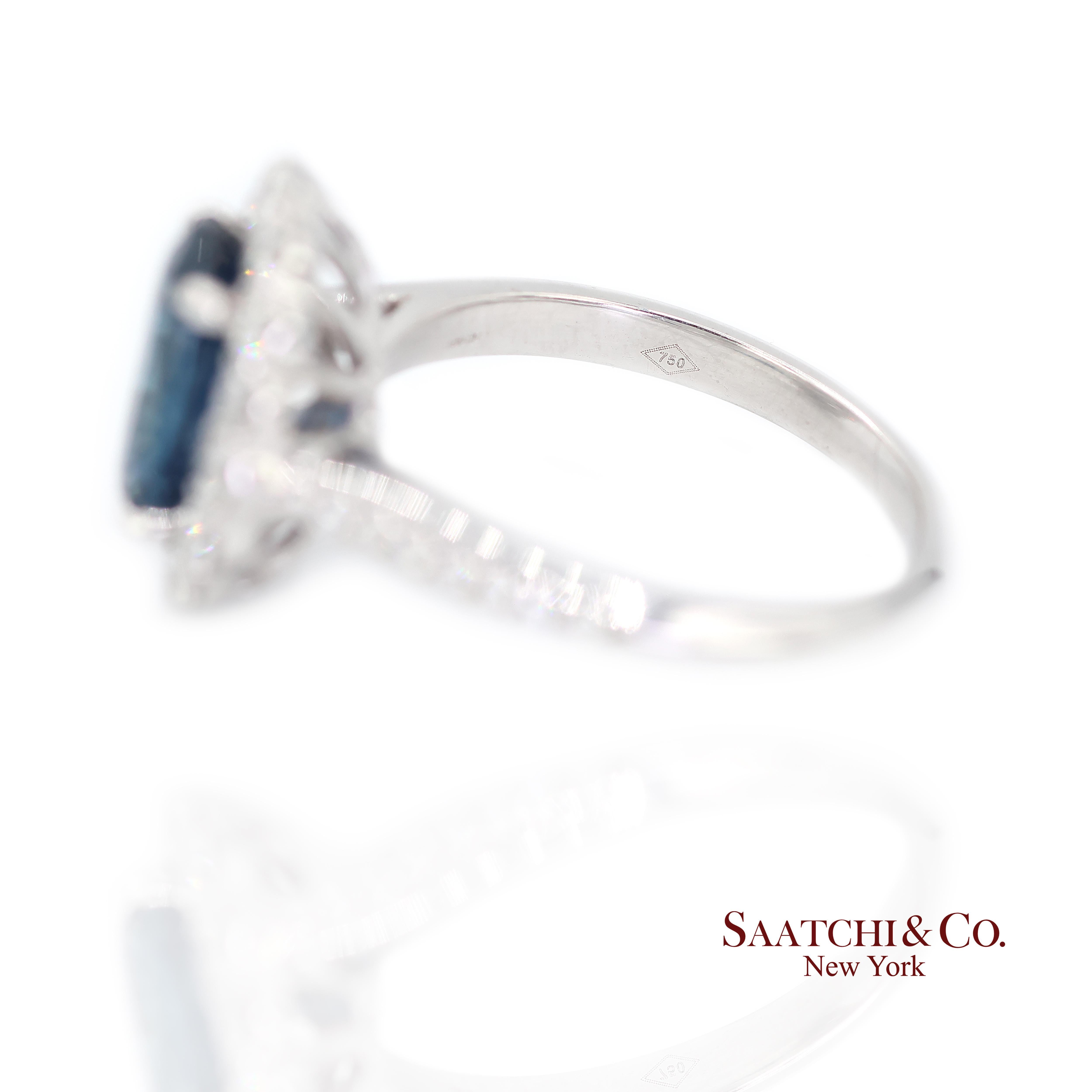 Anello con zaffiro naturale e diamante in oro bianco 18 carati in vendita 2
