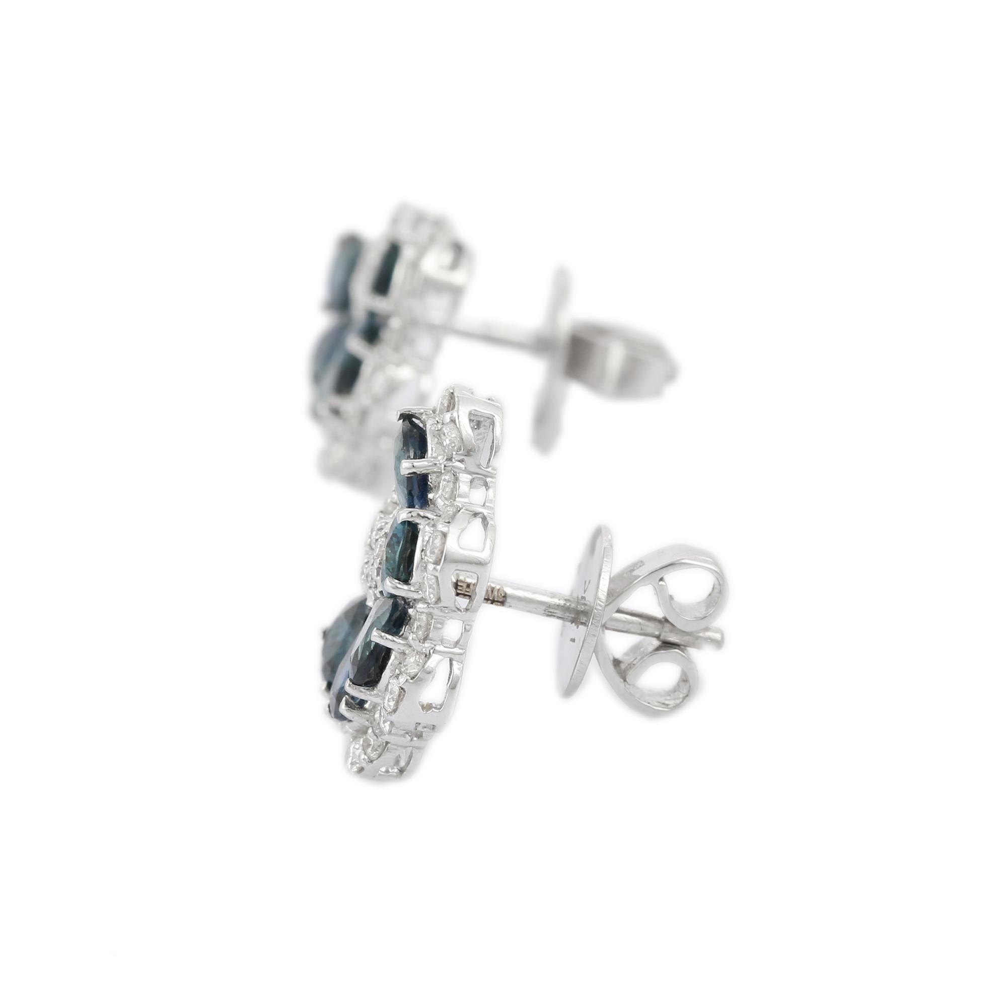 Clous d'oreilles en or blanc 18 carats avec saphir naturel et diamants en vente 1