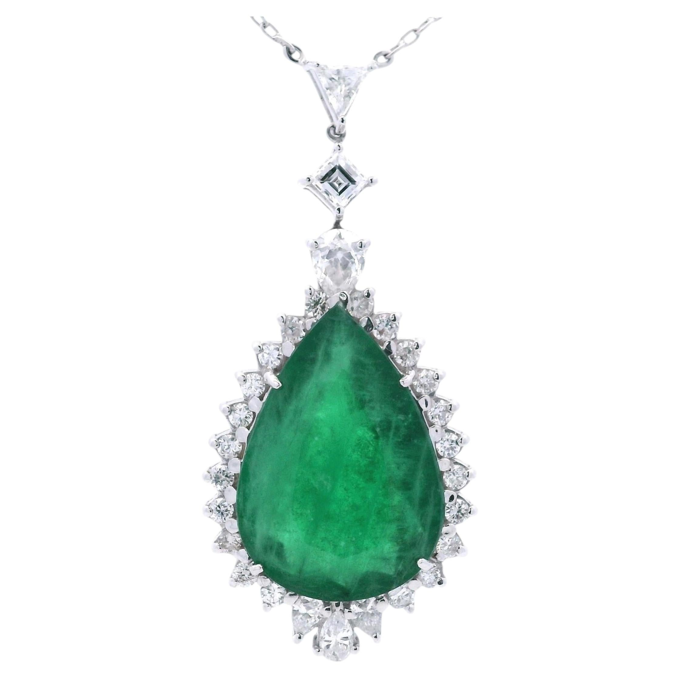 18K White Gold Necklace with 13.00 CTW in Emerald & Diamond
