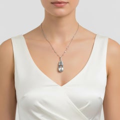 Halskette aus 18-karätigem Weißgold mit Aquamarinen und Diamanten mit einem Gesamtgewicht von 36,30 CTW