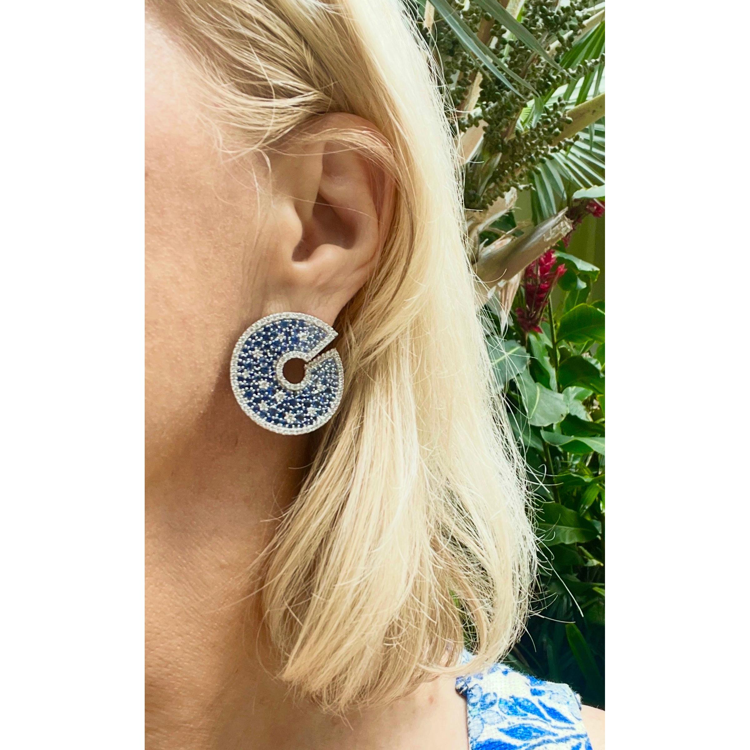 Boucles d'oreilles cercle en or blanc 18k saphir et diamant Ombre Pour femmes en vente