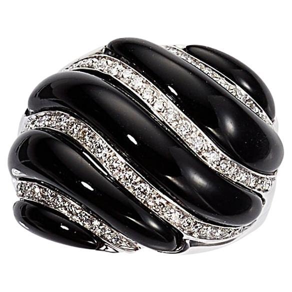 18k White Gold Onyx and Diamond Banded Plaque Ring Size 7.25