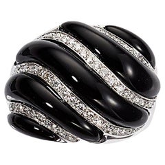 18k White Gold Onyx and Diamond Banded Plaque Ring Size 7.25