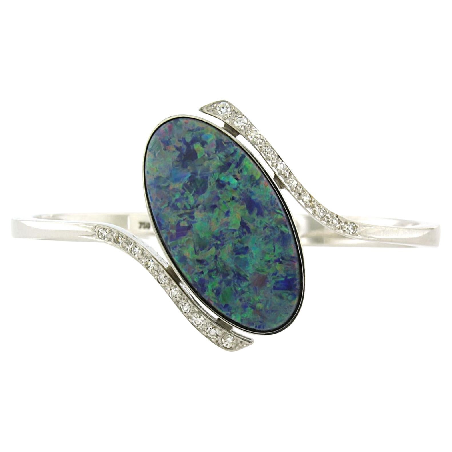 18k White Gold Opal and Diamond Hinged Bracelet, Modern Design For Sale