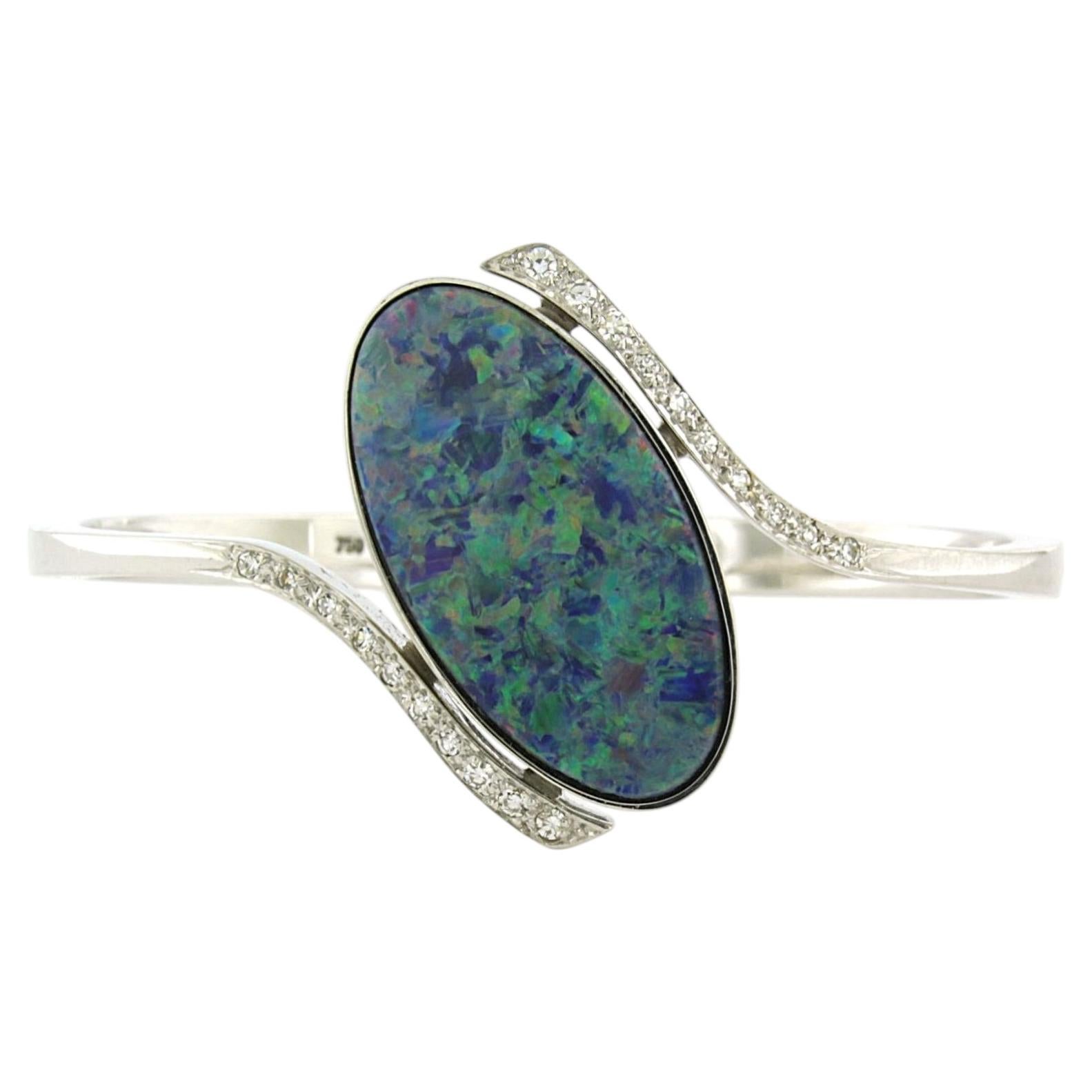 18k White Gold Opal and Diamond Hinged Bracelet, Modern Design For Sale