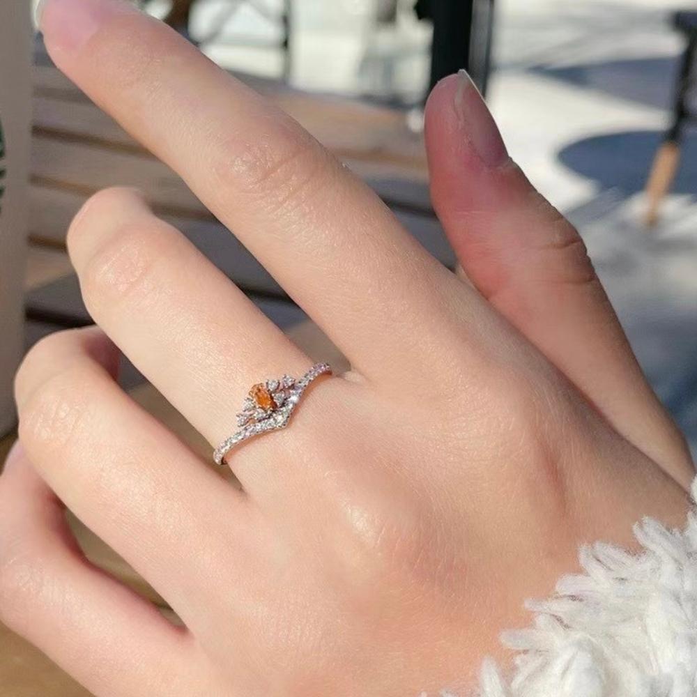 Pear Cut 18K White Gold Orange Diamond Crown-Shaped Engagement Ring For Sale