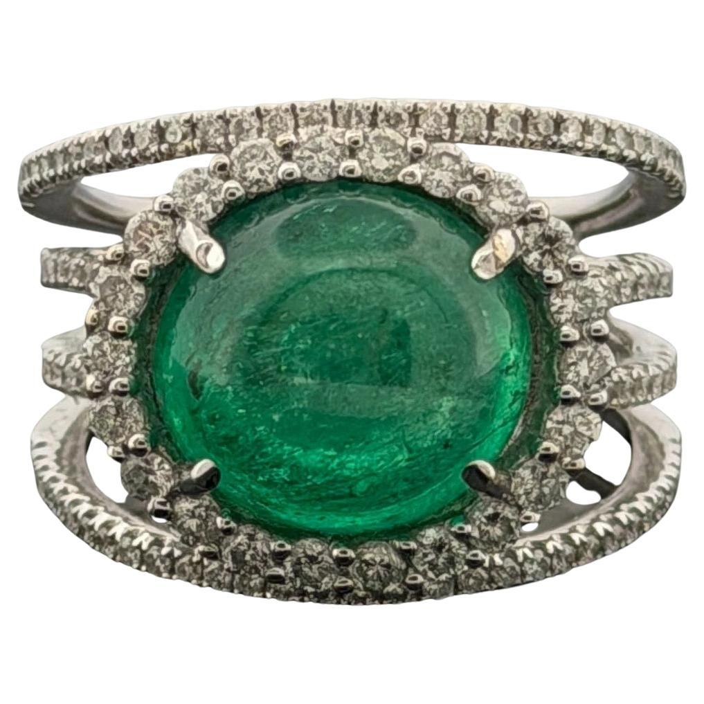 18K White Gold Oval Cabochon Emerald Ring 4.63ct Diamond Split Pave Shank 0.85ct For Sale