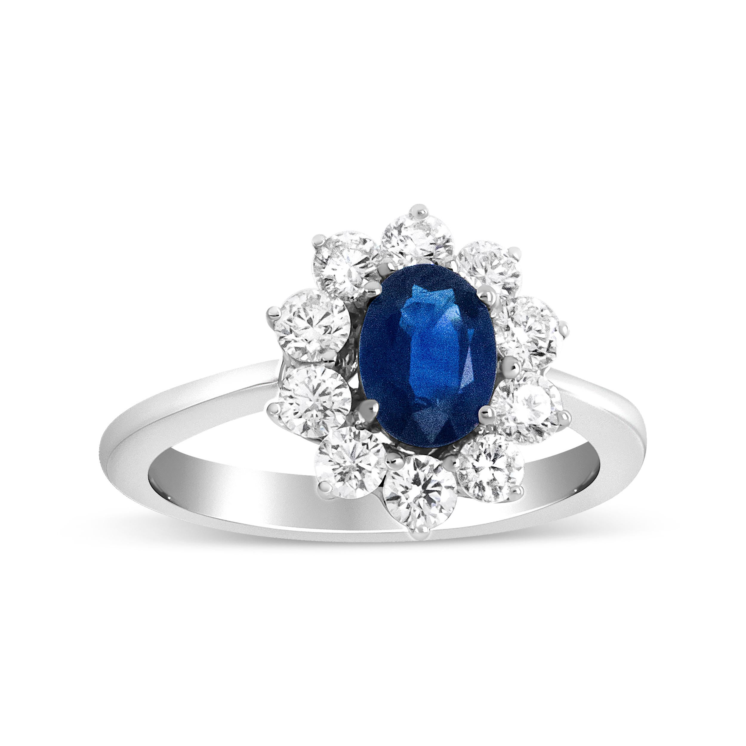 18 Karat Weißgold Ovalschliff Blauer Saphir und Diamant 3/4 Karat Sonnenschliff Halo Ring (Zeitgenössisch) im Angebot