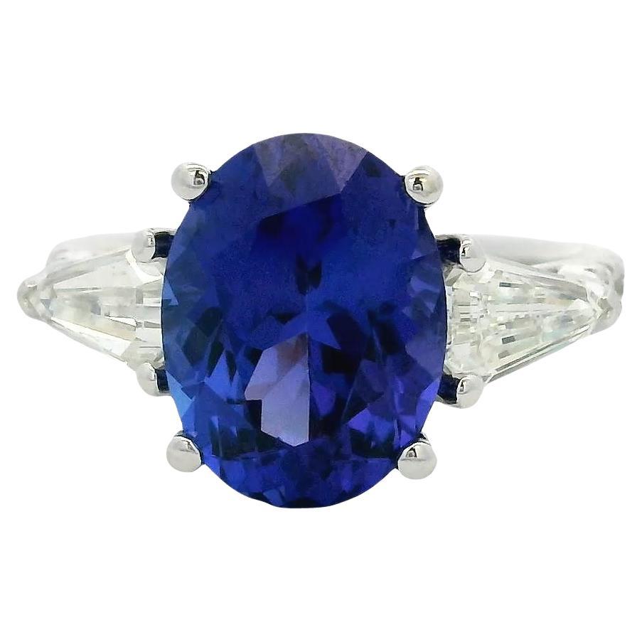 18k Weißgold Ovalschliff Tansanit & runder und Baguette Diamant Cocktail Ring