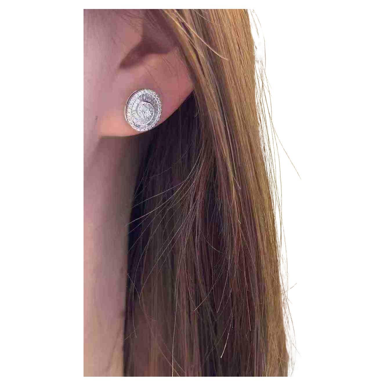 18K White Gold Oval Design Mixed Shapes White Diamond Stud Earrings