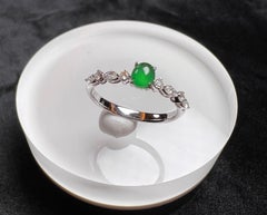 18K White Gold Oval Green Jadeite Mixed Cut Diamond Ring Engagement Ring