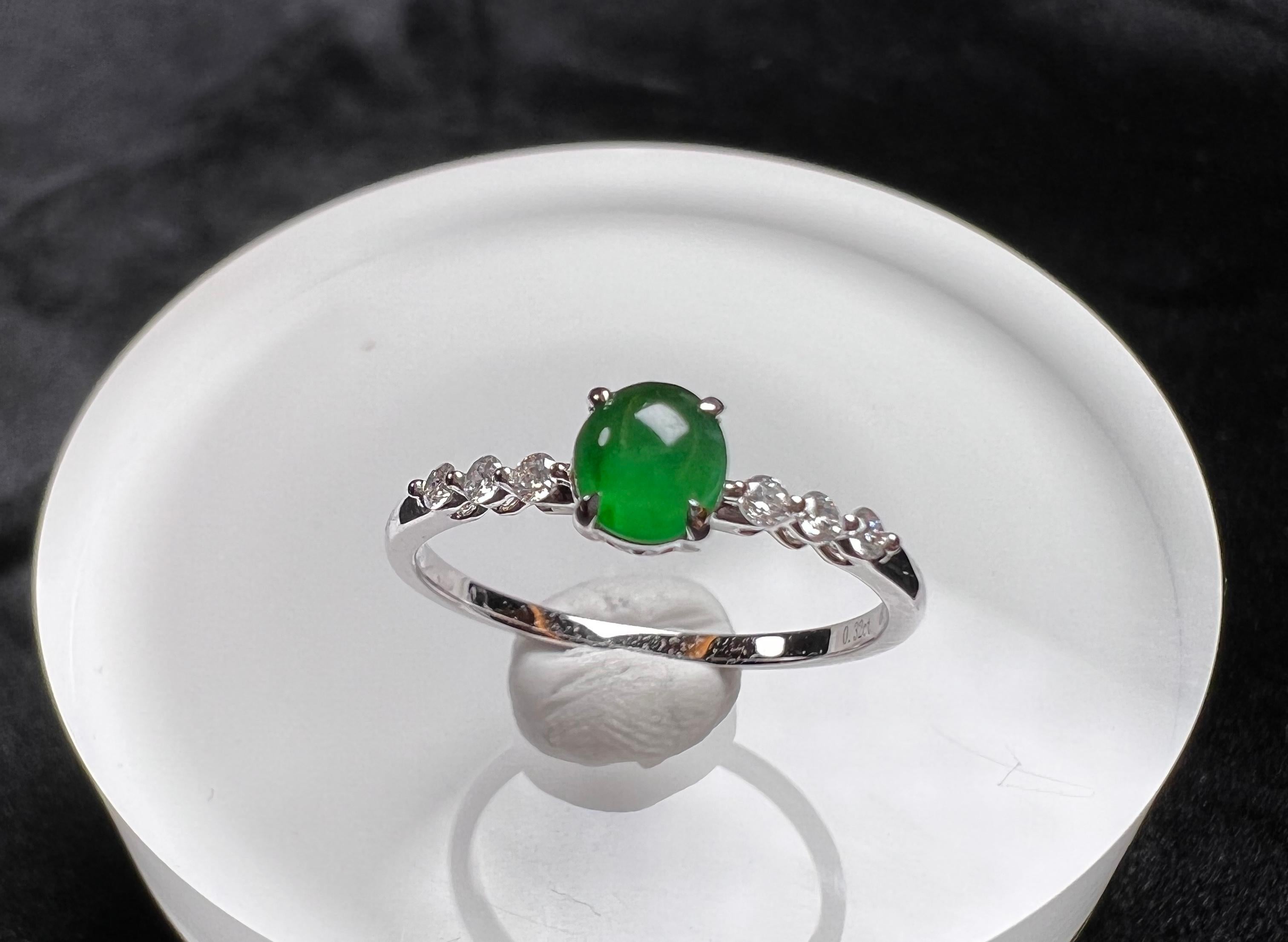 Oval Cut 18K White Gold Oval Green Jadeite Round Brilliant Diamond Ring Engagement Ring For Sale