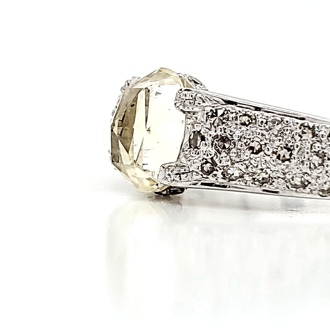 Round Cut 18k White Gold Oval-Shaped Rose-Cut Yellow Sapphire Cts 1.45 Diamond Engagement For Sale