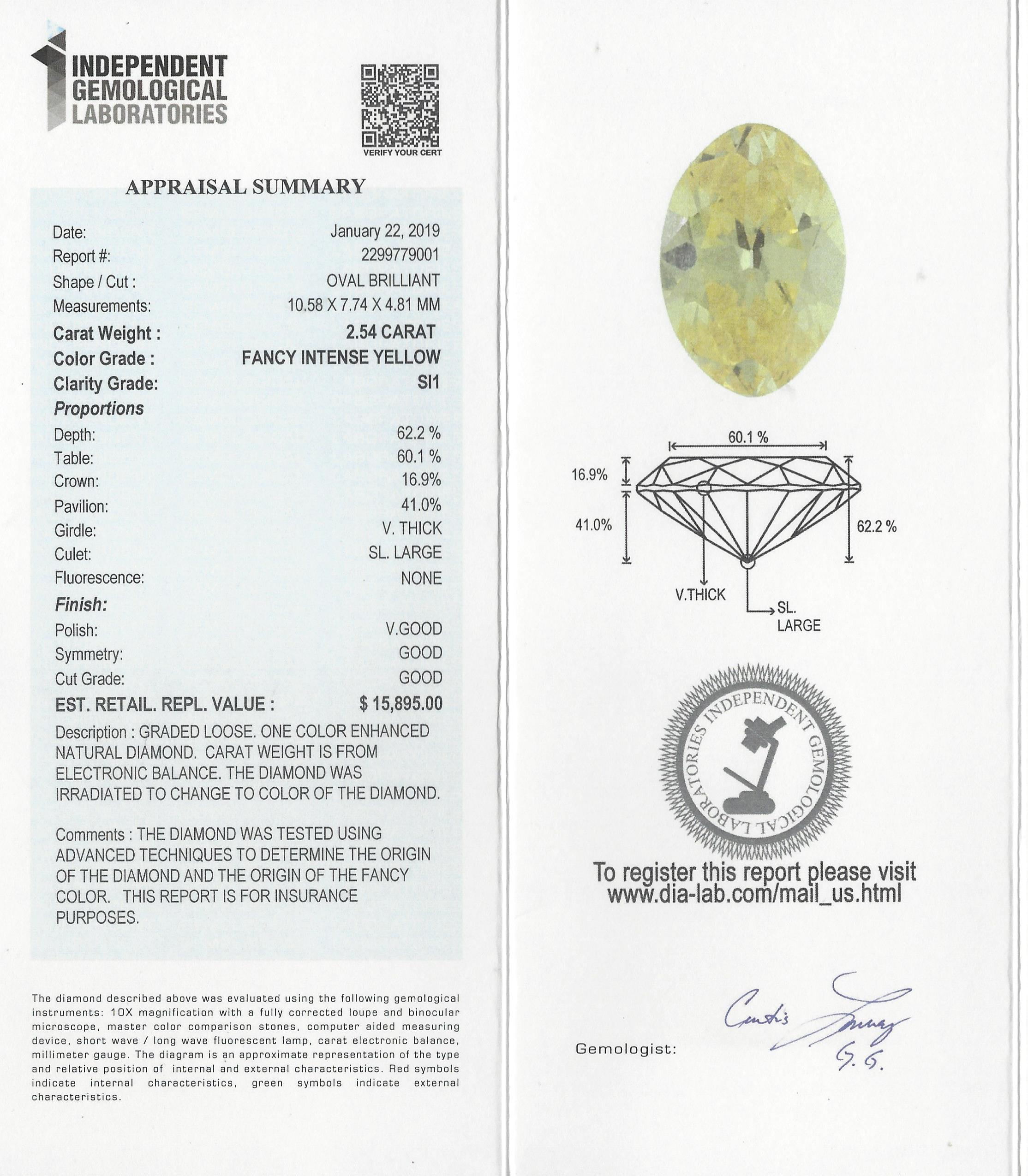 Femenino o masculino 18K White Gold Oval Yellow Diamond and Round Diamond Ring – IGL Certified en venta